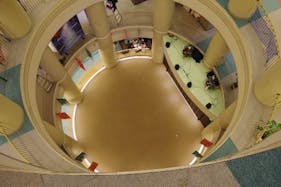 【SPAWORLD HOTEL&RESORT】ポップアップストアや大型イベントに適した西日本最大級の温浴施設 入館直後のイベントスペース最大100㎡まで