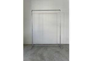 【天神駅4分/土日利用がお得です】アパレルの展示販売会やポップアップストアに最適な白壁・コンクリート調のイベントスペース