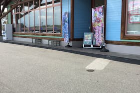 【ダイナム栃木日光大沢店ゆったり館】キッチンカーや各種プロモーションイベントに最適なアミューズメント施設のイベントスペース