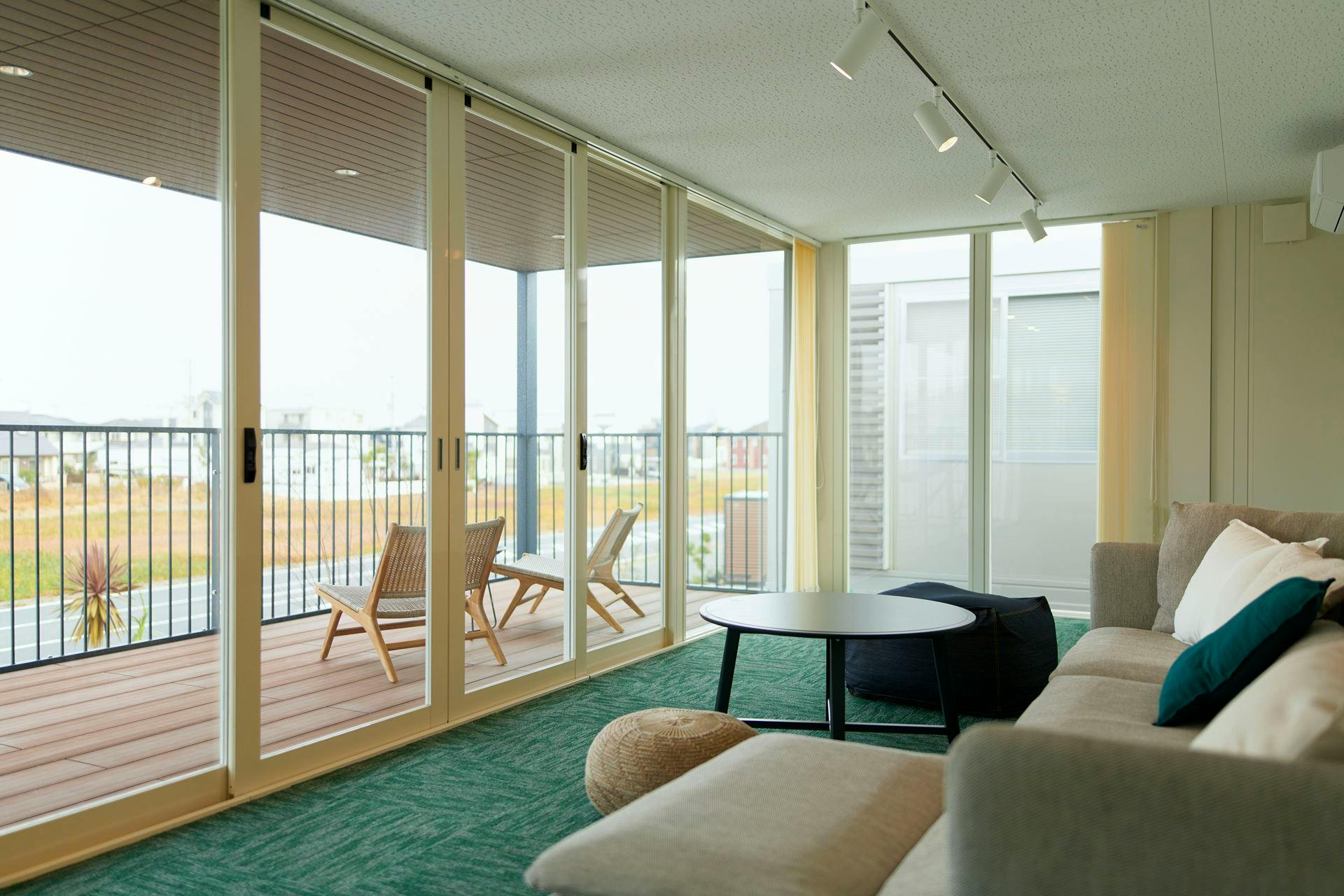 【千葉県木更津市】自主企画マルシェやワークショップに最適なお手頃価格のレンタルスペース「Living2」/敷地全体の貸切イベント開催も可能!