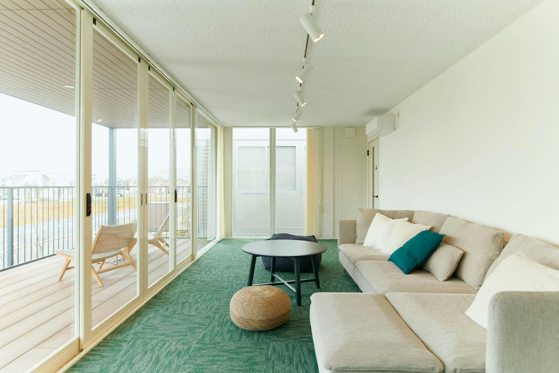 【千葉県木更津市】自主企画マルシェやワークショップに最適なお手頃価格のレンタルスペース「Living2」/敷地全体の貸切イベント開催も可能!