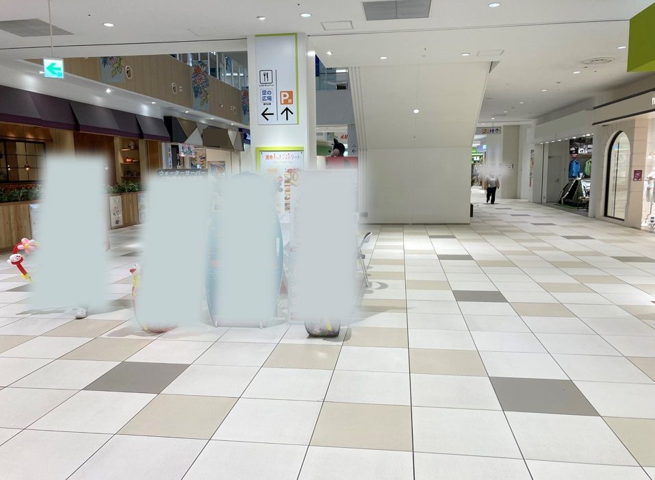 【ららぽーと湘南平塚】1階 YAMA東エスカレーター下
