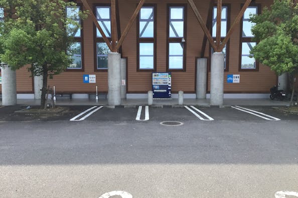 【ダイナム観音寺店】キッチンカーやプロモーションに最適なアミューズメント施設のイベントスペース