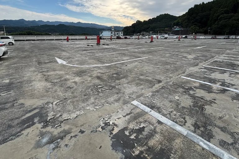 貸出スペース「屋上駐車場全面」