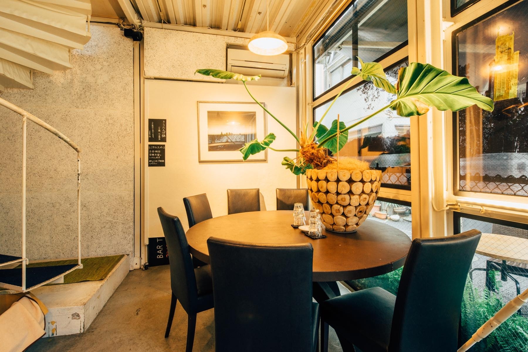 暖かい空間のギャラリーカフェの画像8