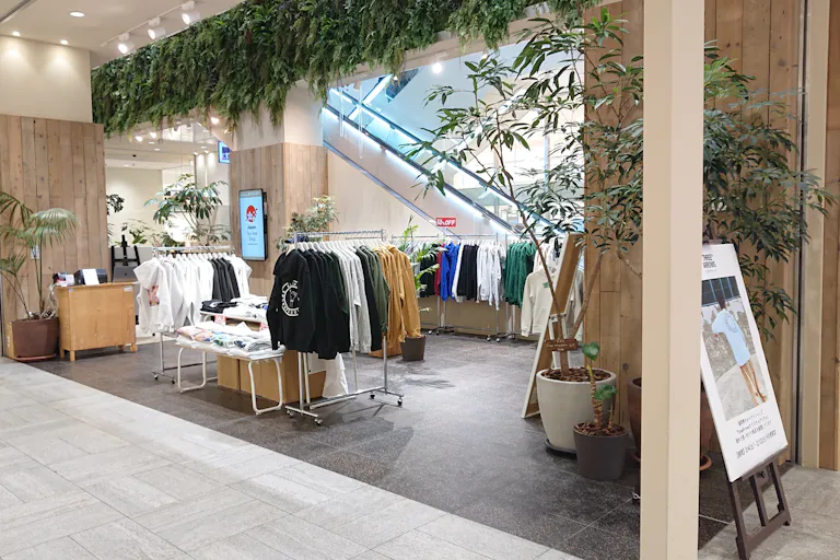 【アミュプラザおおいた】ファッション関係の雑貨や、アパレル商品の物販催事に適したコンパクトなイベントスペース1F イーストガーデンの画像4