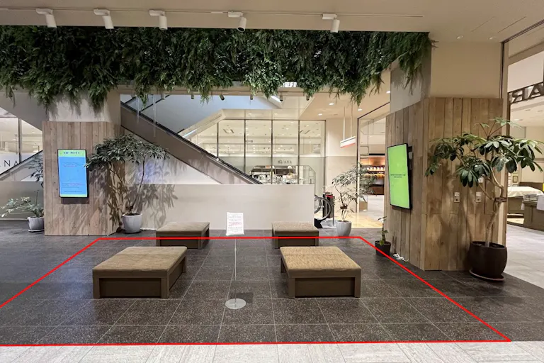 【アミュプラザおおいた】ファッション関係の雑貨や、アパレル商品の物販催事に適したコンパクトなイベントスペース1F イーストガーデンの画像1