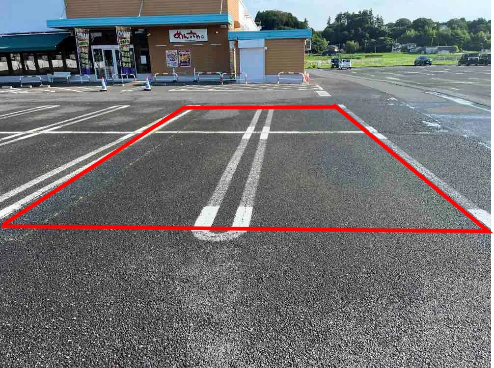 【ダイナム茨城高萩店】キッチンカー出店やプロモーションイベントに最適なアミューズメント施設の駐車場のスペース