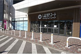 【イオンモール富津】専門店南入口外