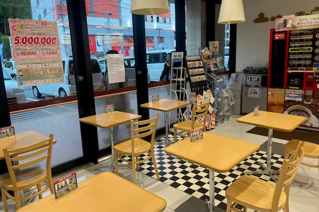 【フレスタ相田店】プロモーションイベントに最適な店内イートインコーナー