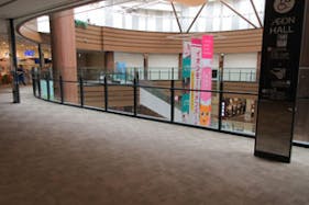 【イオンモール多摩平の森】3F ダイソー前