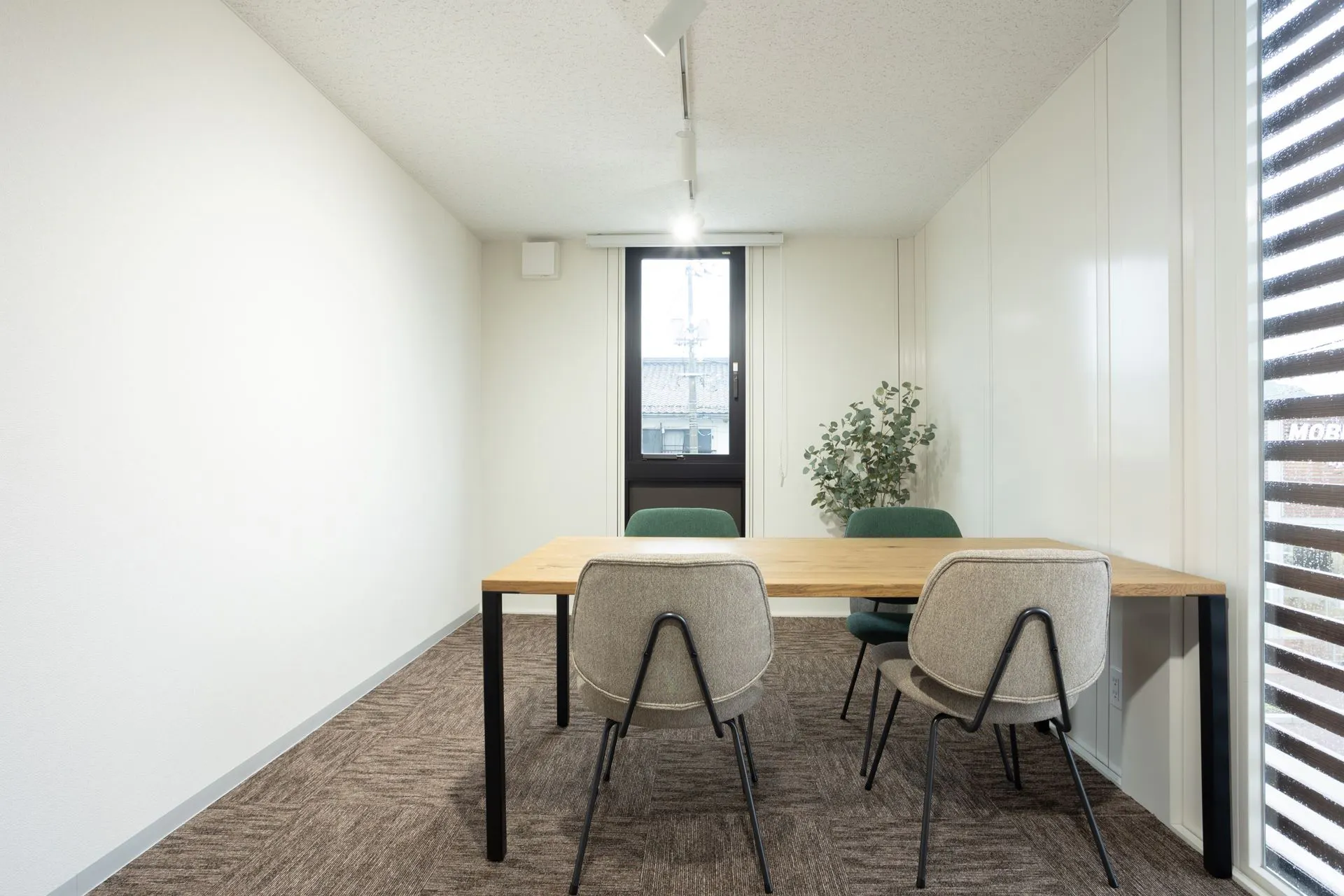 【山口県山口市】自主企画マルシェやワークショップに最適なお手頃価格のレンタルスペース「Meeting2」／敷地全体の貸切イベント開催も可能！