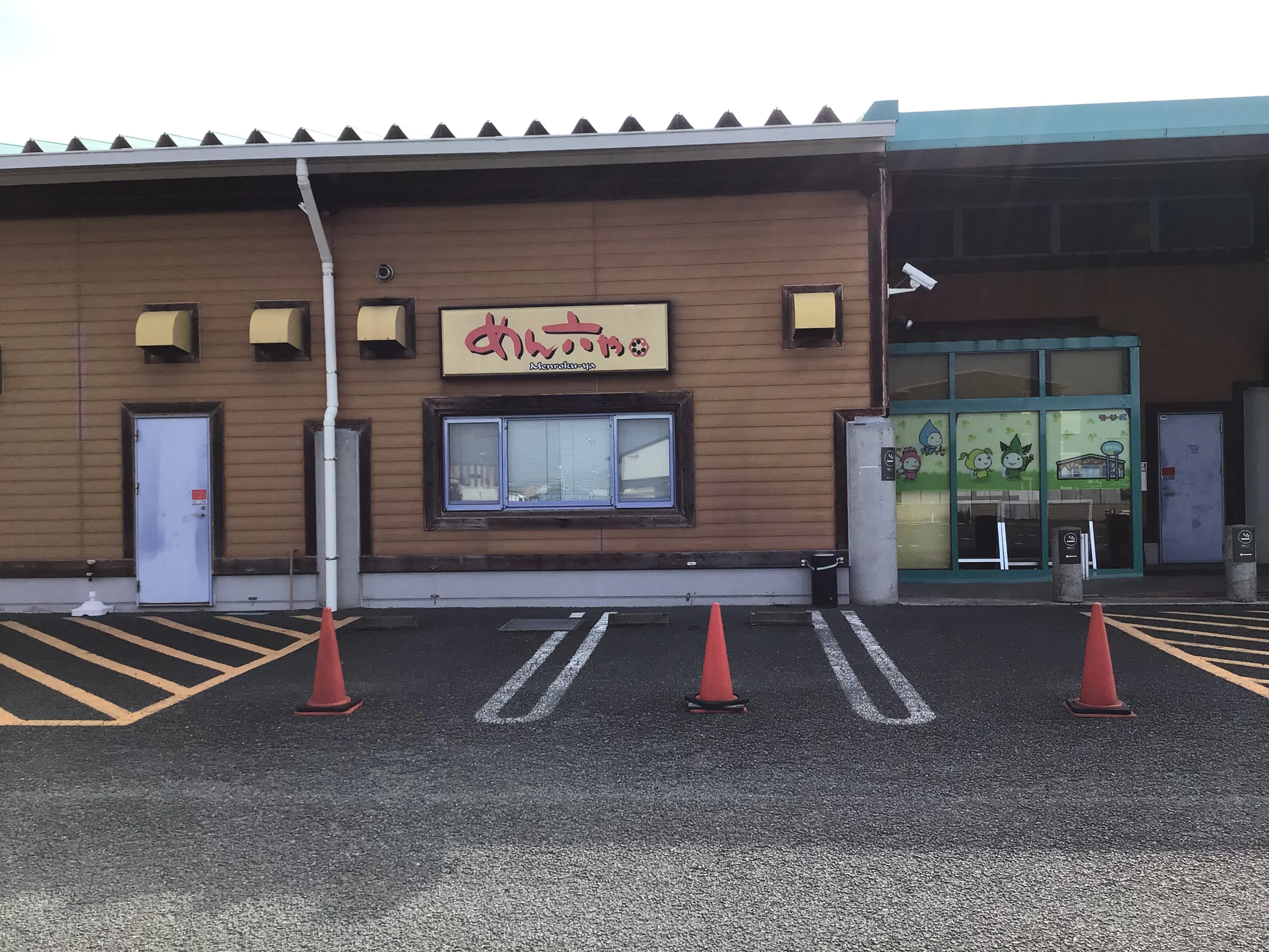 【ダイナム熊本菊池店ゆったり館】キッチンカー出店やプロモーションイベントに最適なアミューズメント施設のイベントスペース
