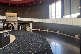 【T・ジョイ蘇我】プロモーションや撮影に最適なロビースペース