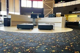 【T・ジョイ蘇我】プロモーションや撮影に最適なロビースペース