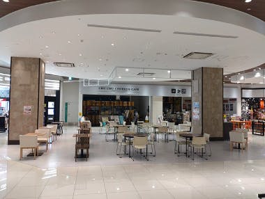 【イオンモール徳島】1FHIKARIコートの画像