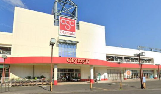 【オリンピック藤沢店】プロモーションに最適な1F正面出入口風除室スペース
