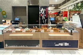 【海老名マルイ】1階 カレンダリウムF09【食物販・調理行為可能】店内入って正面、区画内に調理厨房あり、什器付き