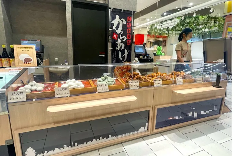 お貸出し什器・レジ有りのスペースです