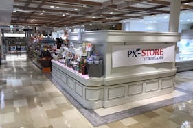 【町田マルイ】3階 カレンダリウムD08【食物販・物販】エスカレーター正面、備え付什器・ストックありのスペース