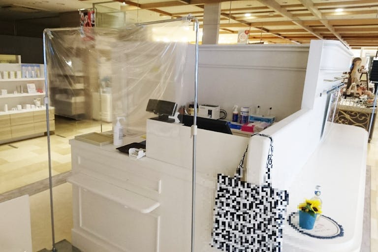 【町田マルイ】3階 カレンダリウムD08【食物販・物販】エスカレーター正面、備え付什器・ストックありのスペースの画像6