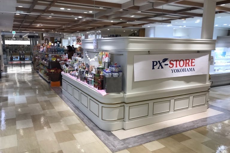 【町田マルイ】3階 カレンダリウムD08【食物販・物販】エスカレーター正面、備え付什器・ストックありのスペースの画像4