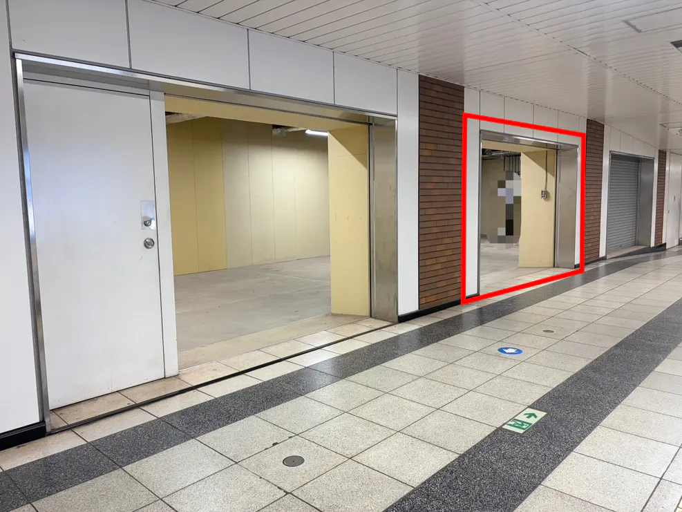 【横浜市営地下鉄ブルーライン関内駅・改札外B区画（中央）｜割引キャンペーン実施中】物販、食物販のポップアップストアに最適な人通りの多い改札外イベントスペース