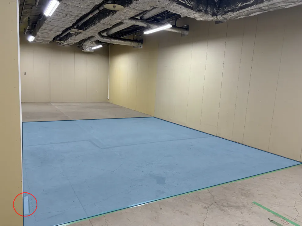 【横浜市営地下鉄ブルーライン関内駅・改札外B区画（中央）｜割引キャンペーン実施中】物販、食物販のポップアップストアに最適な人通りの多い改札外イベントスペース