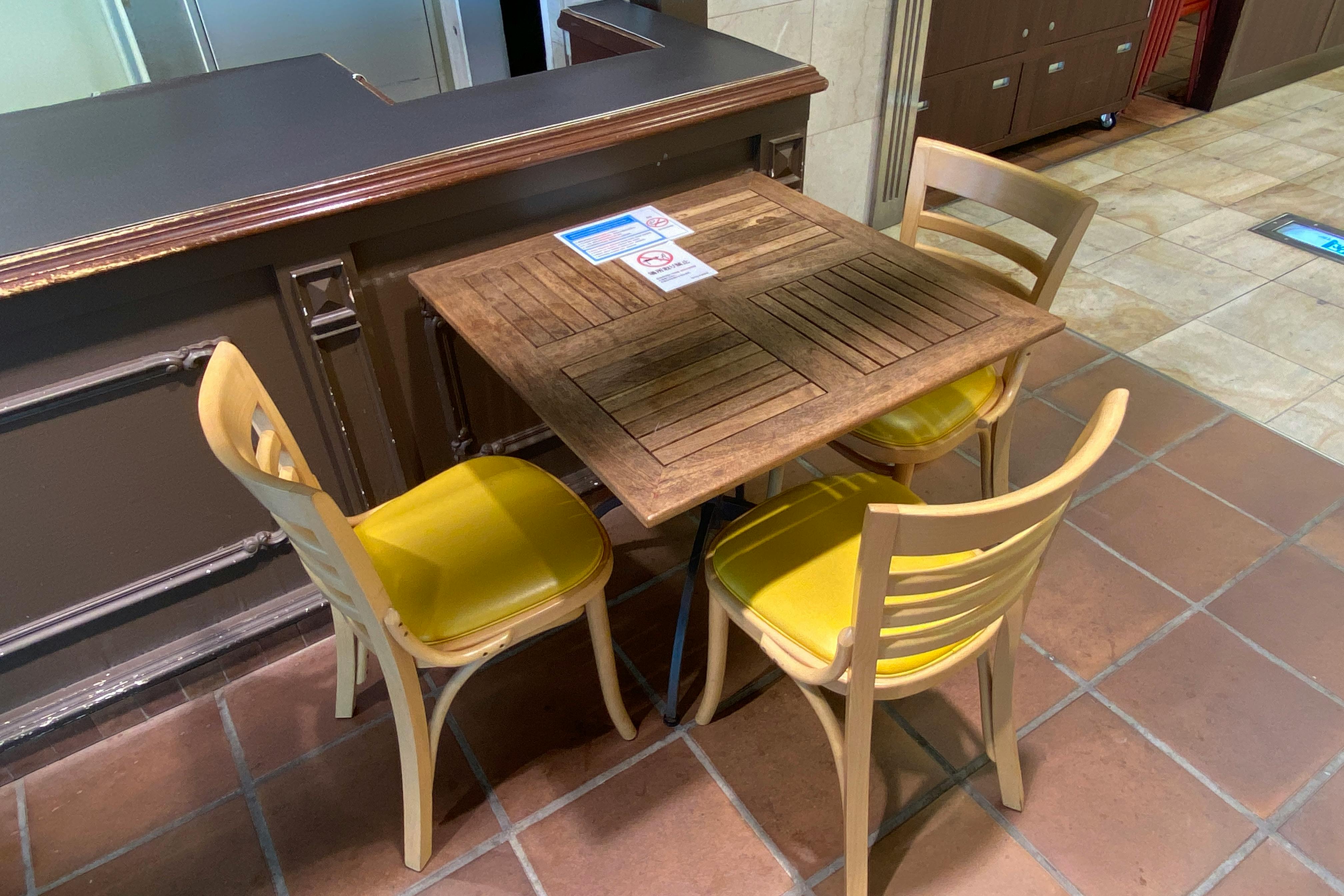 【東京ビッグサイト駅直結】(TFTビル 区画①)オフィスワーカー向けの食物販やポップアップストアやプロモーションイベントに最適なエントランス付近のイベントスペース