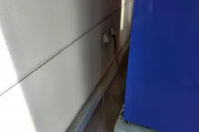 【ミスターマックス 土井店】宝くじ側入口 販促プロモーションや物販用途に最適な総合ディスカウントストアの催事イベントスペース