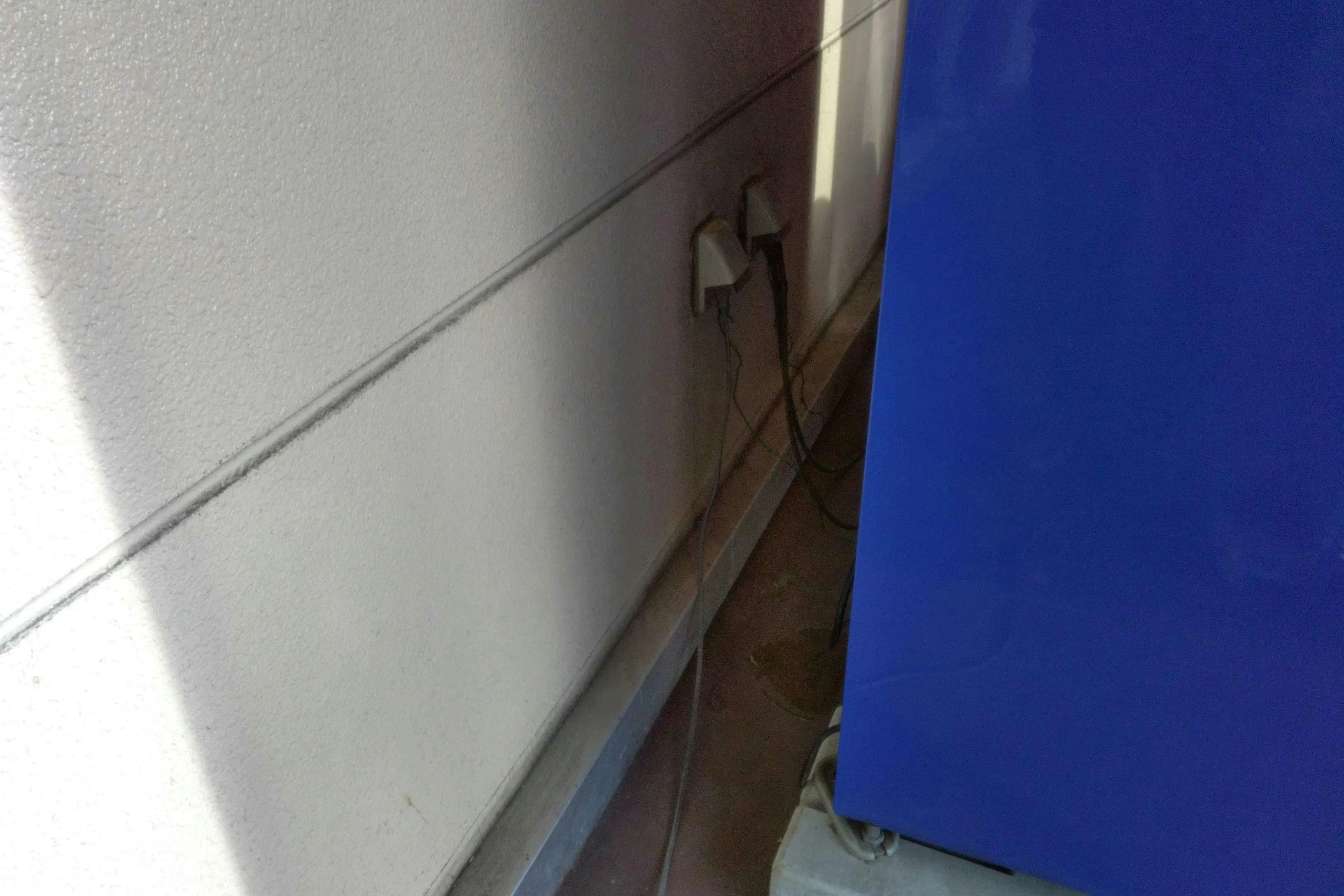 【ミスターマックス 土井店】宝くじ側入口 販促プロモーションや物販用途に最適な総合ディスカウントストアの催事イベントスペース