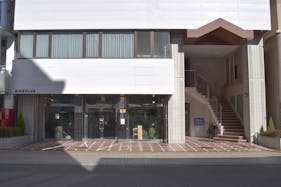 【新静岡駅5分】受注販売会やポップアップに適した木のぬくもりが感じられる駅チカイベントスペース