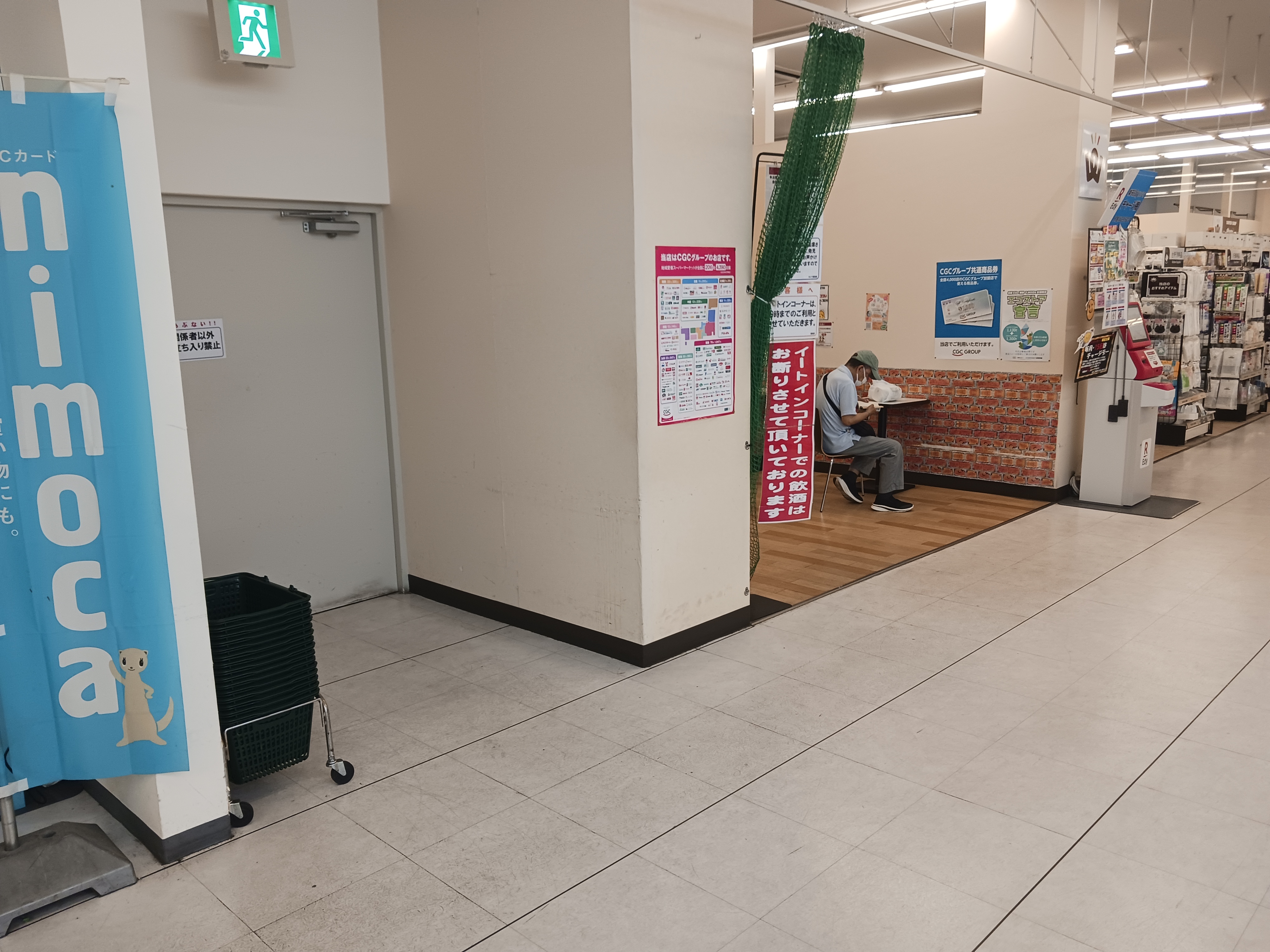 【スピナ到津店】イートインコーナー横 販促プロモーションや物販に最適なスーパー店内催事イベントスペース