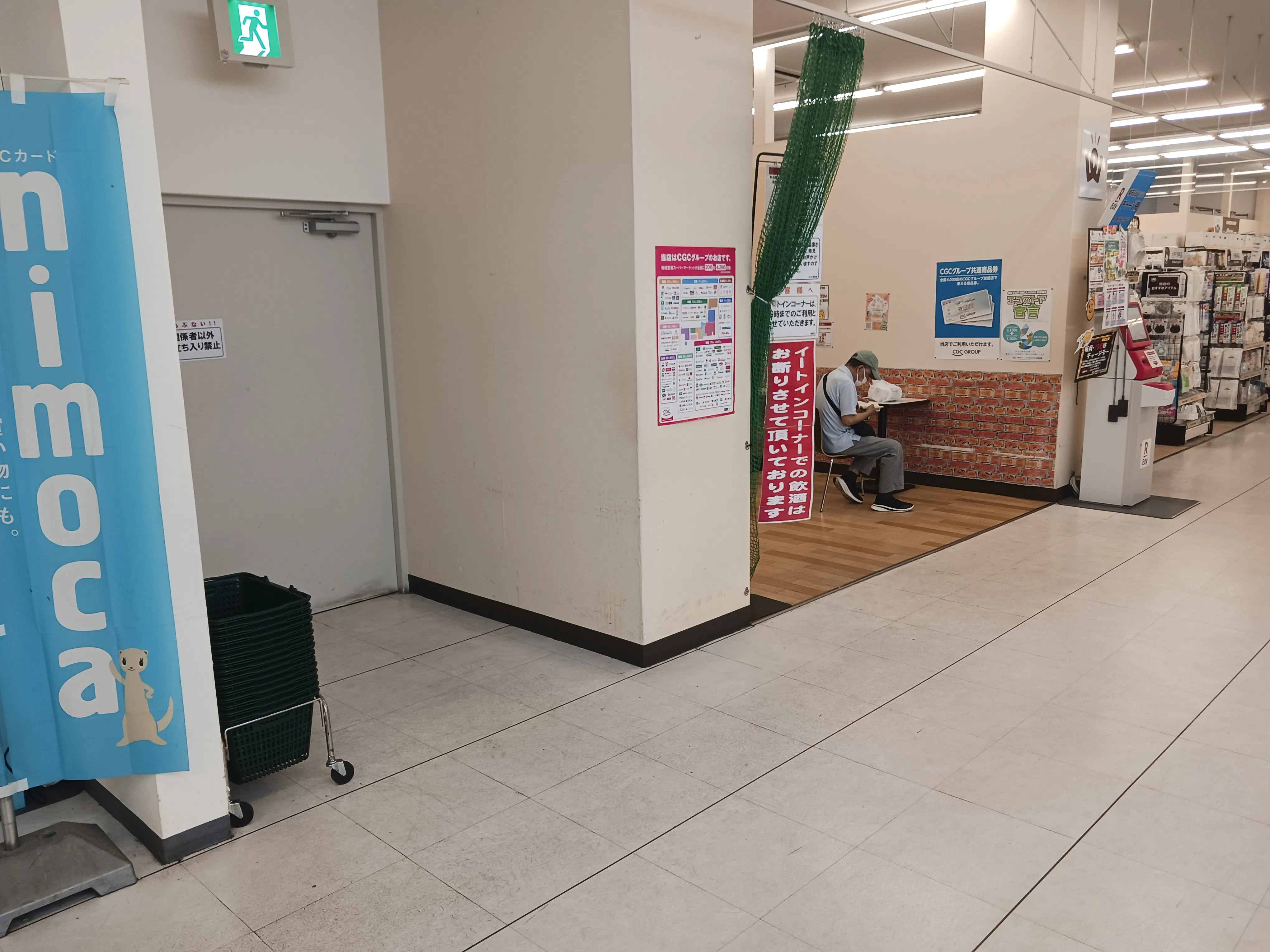 【スピナ到津店】イートインコーナー横 販促プロモーションや物販に最適なスーパー店内催事イベントスペース