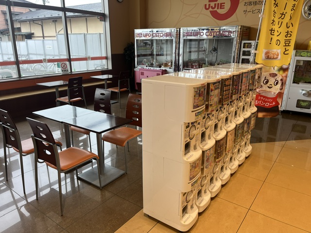 【ウジエスーパー中里店】販促プロモーションや物販に最適なイートインコーナーのレンタルスペース