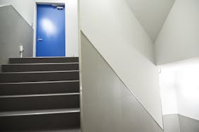 【代官山駅2分】アパレルの展示会場や音楽イベント、撮影等に最適な小上がりのあるイベントスペース