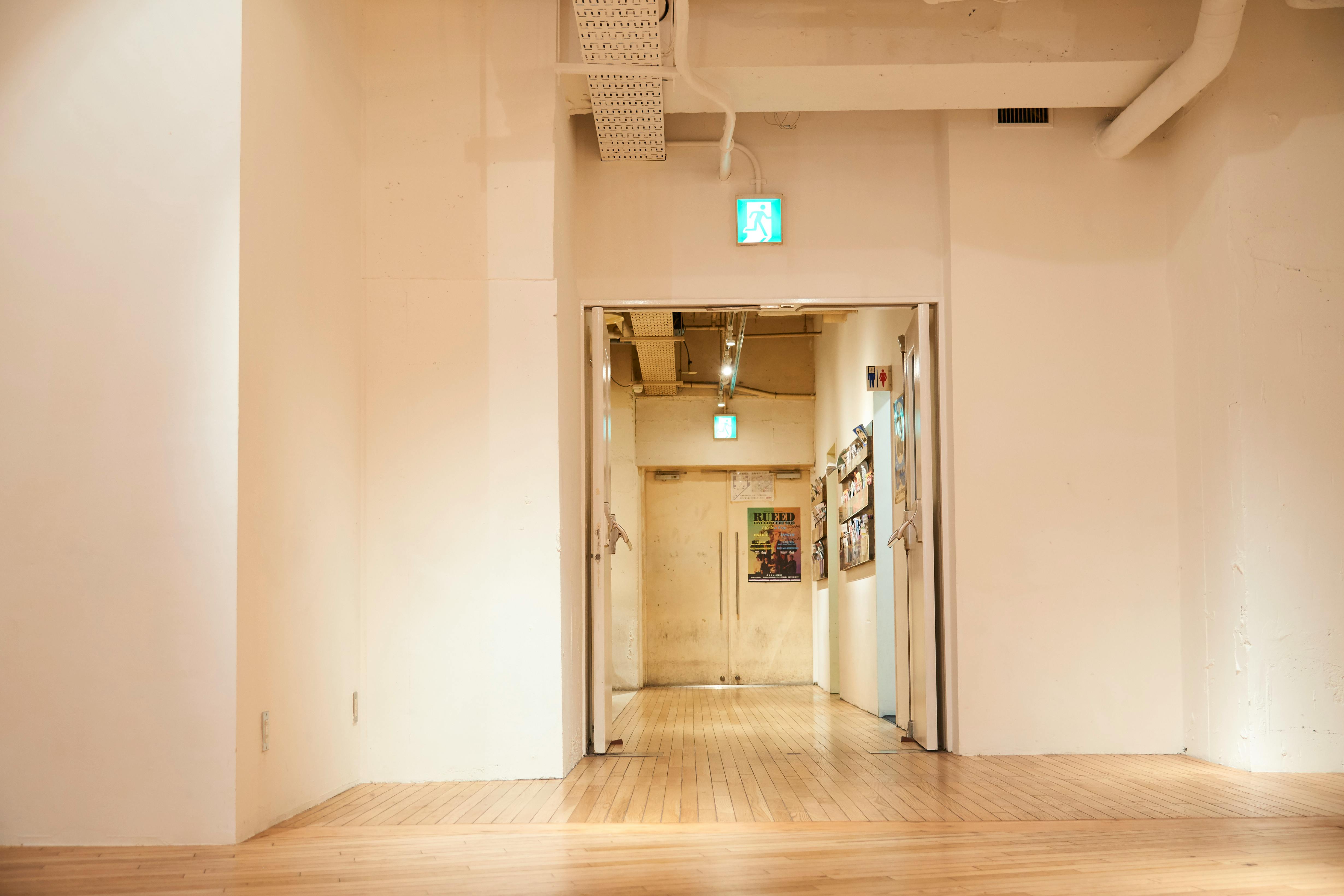 【代官山駅2分】アパレルの展示会場や音楽イベント、撮影等に最適な小上がりのあるイベントスペース