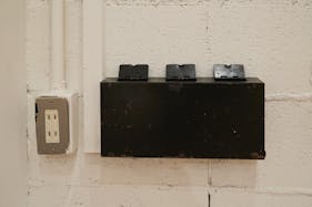 【代官山駅2分】アパレルの展示会場や音楽イベント、撮影等に最適な小上がりのあるイベントスペース