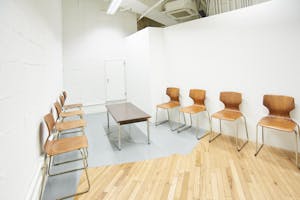 【代官山駅2分】アパレルの展示会場や音楽イベント、撮影等に最適な小上がりのあるイベントスペース