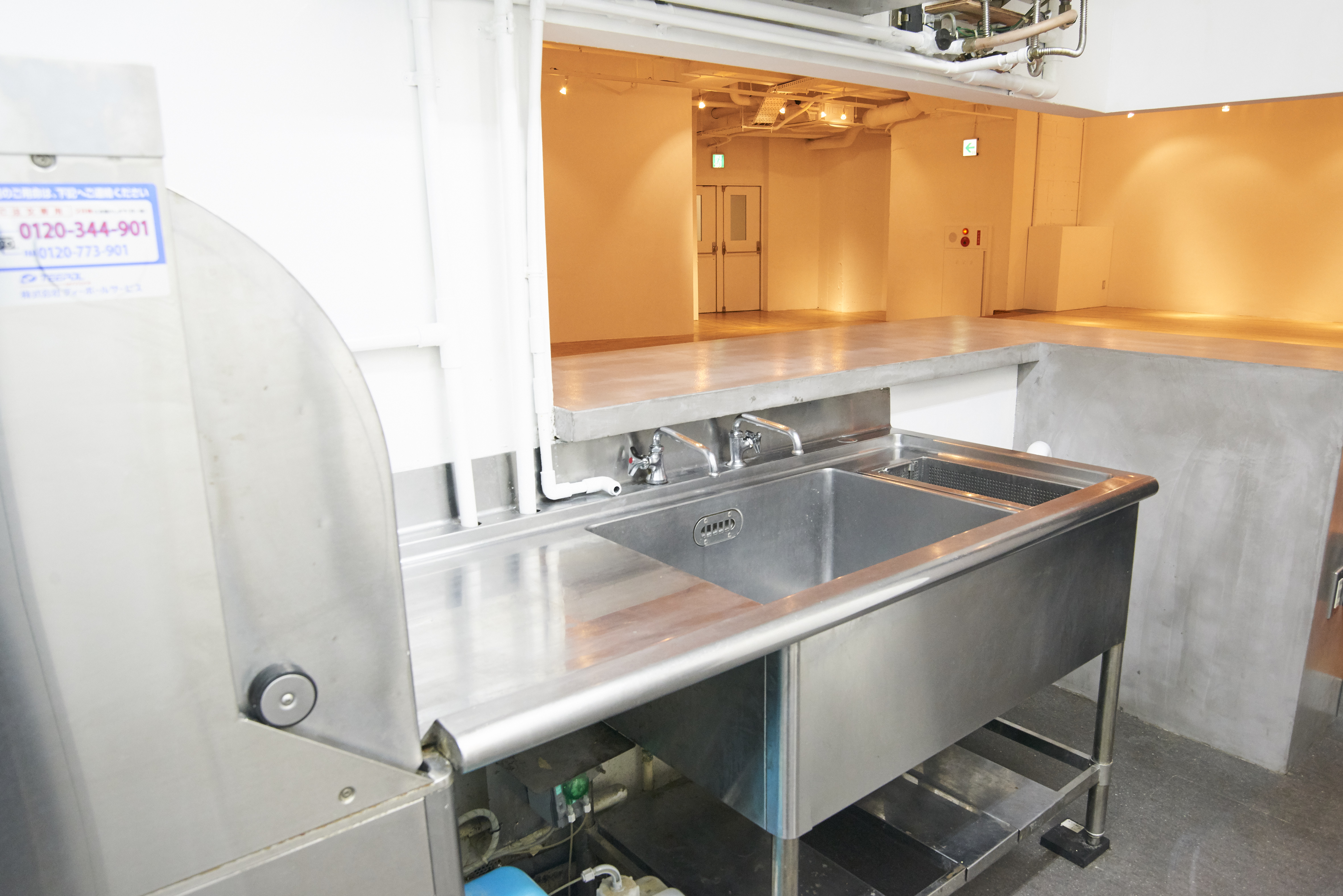 【代官山駅2分】アパレルの展示会場や音楽イベント、撮影等に最適な小上がりのあるイベントスペース