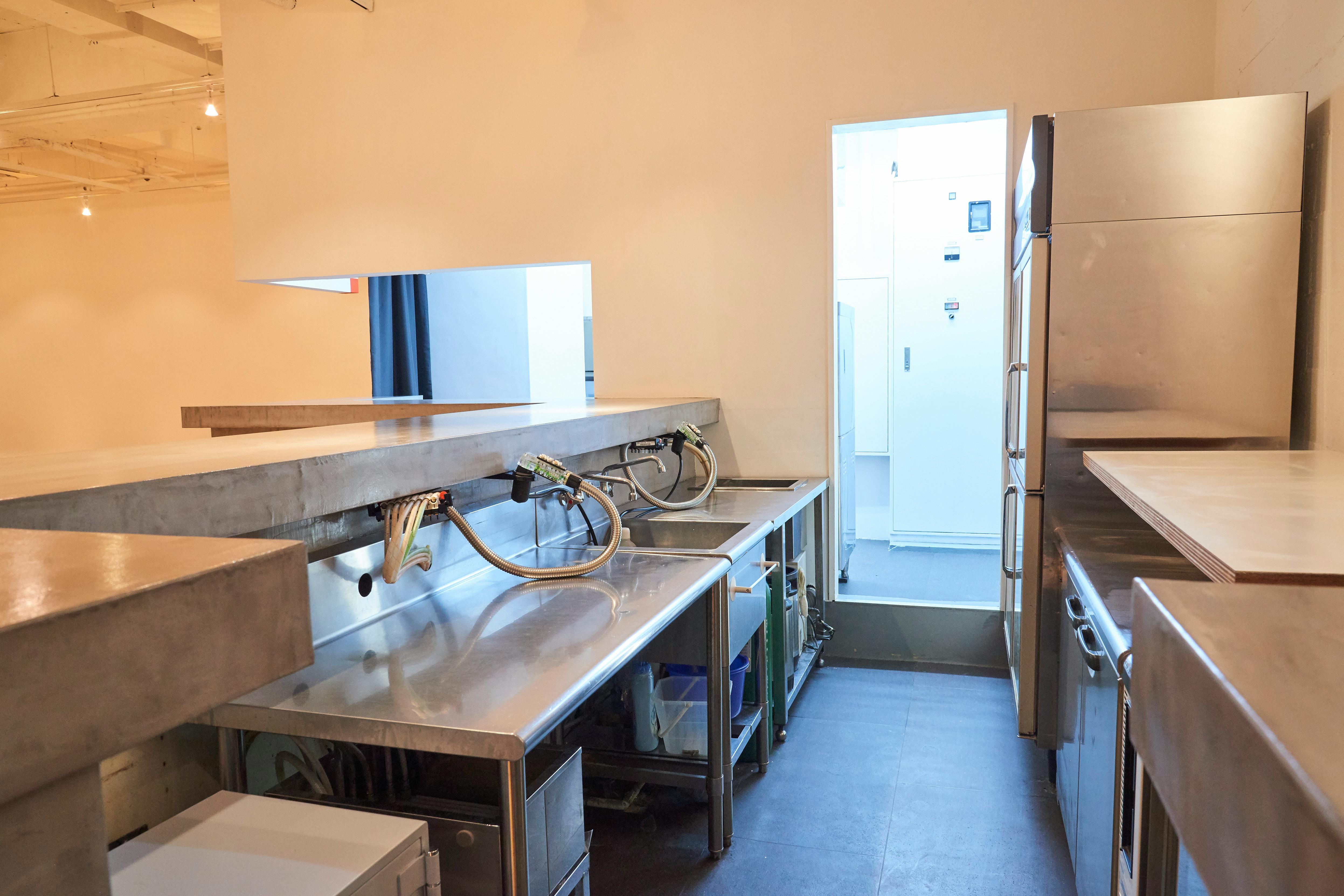 【代官山駅2分】アパレルの展示会場や音楽イベント、撮影等に最適な小上がりのあるイベントスペース