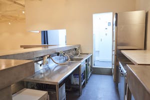 【代官山駅2分】アパレルの展示会場や音楽イベント、撮影等に最適な小上がりのあるイベントスペース