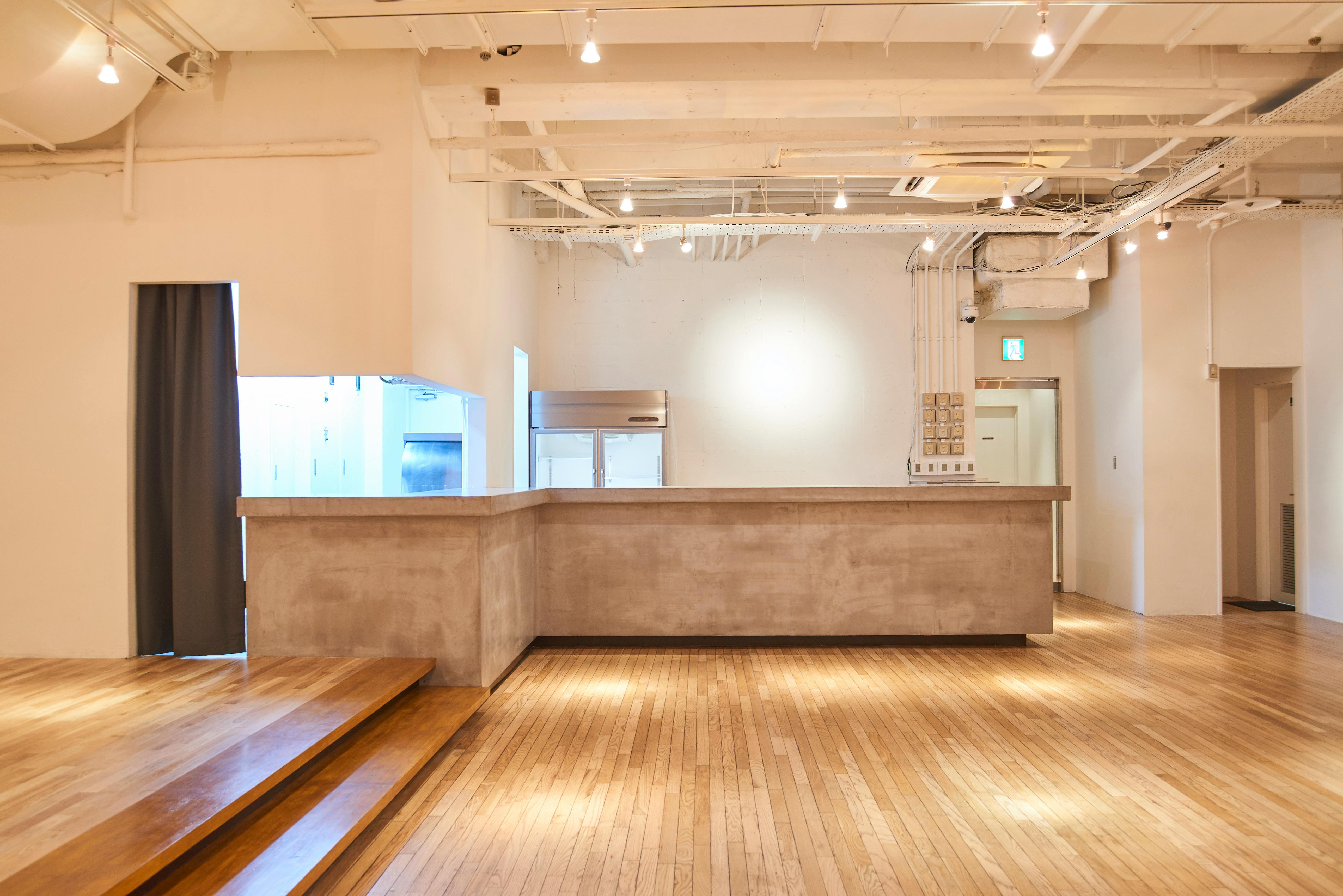 【代官山駅2分】アパレルの展示会場や音楽イベント、撮影等に最適な小上がりのあるイベントスペース