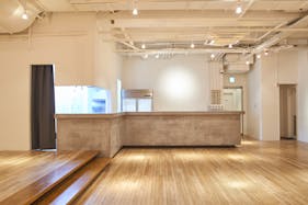 【代官山駅2分】アパレルの展示会場や音楽イベント、撮影等に最適な小上がりのあるイベントスペース