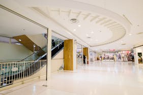 【かみしんプラザ】瑞光四丁目駅7分イベントやプロモーションに適した1階イベントスペース(全体貸し)