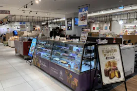 【アミュプラザくまもと】駅ビル1階 イートインスペース①