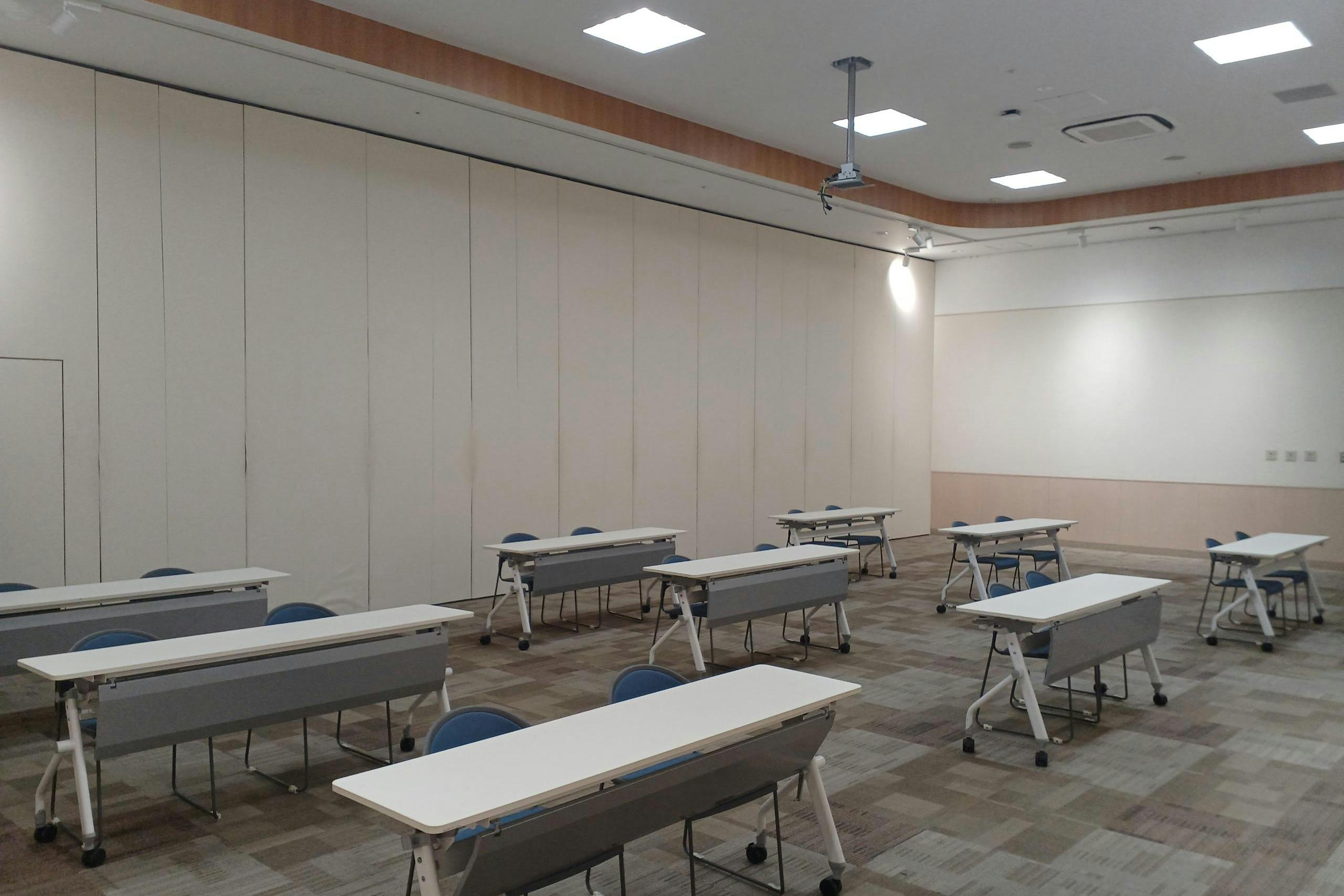 【イオンモール羽生】イオンホールB