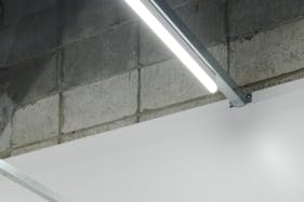 気鋭デザイナーによる創造的な 撮影スタジオ/ギャラリースペース (東京メトロ東西線 落合駅 徒歩4分、東中野駅 徒歩9分)