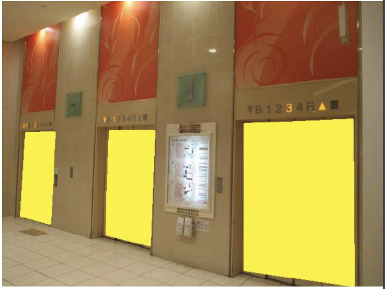 【イオンモール大和】モール内広告 エレベーター