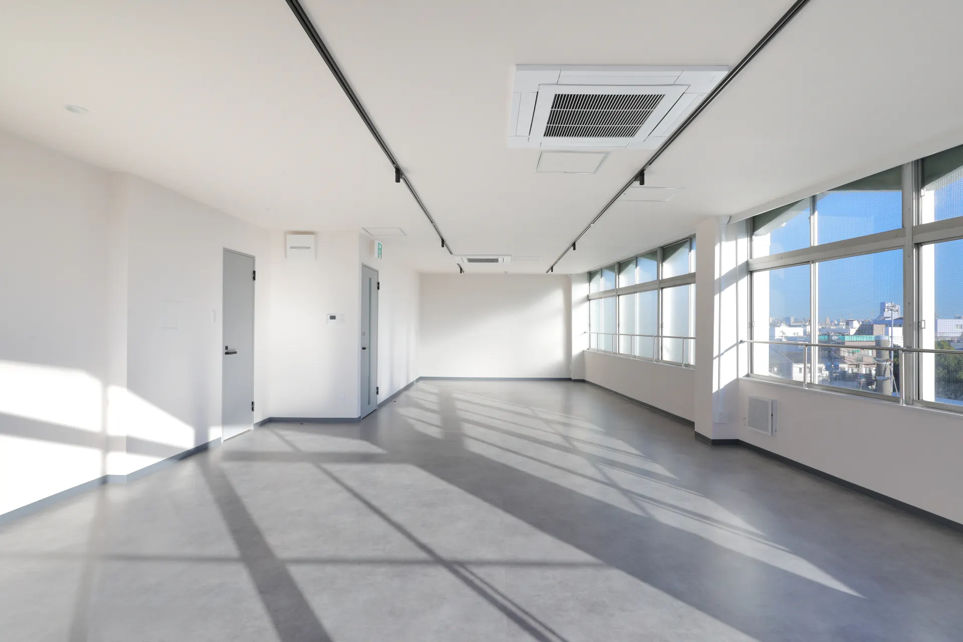 【蓮沼駅2分】映画・ドラマ・CMの撮影に最適な4階建てビルの屋上と4階スペース